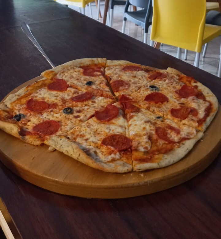 Pizza pepperoni especial